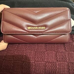 Women’s or Men’s BNWT Michael Kors Red Quilted Puffy Wallet! New & retails $350